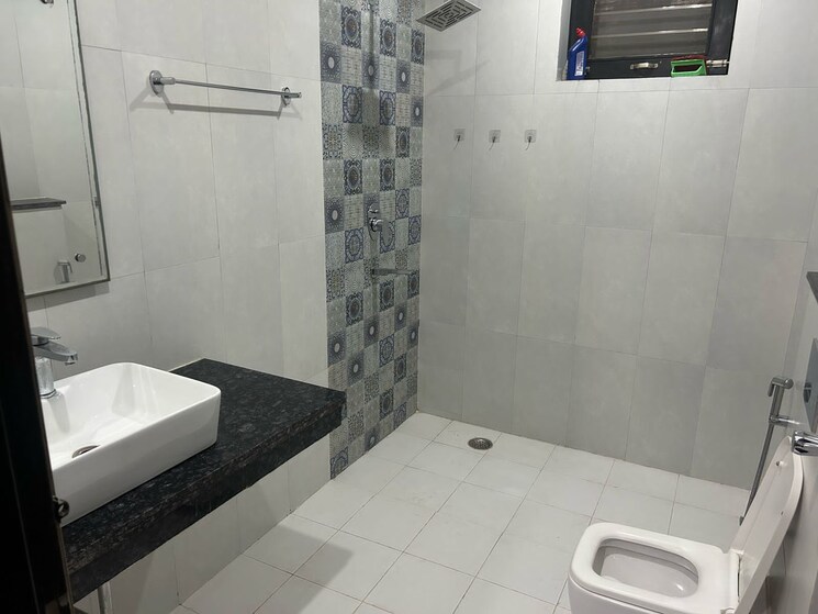 Bathroom, sector 40 2 Bedroom 1463 Sq.Ft. Builder Floor In Sector 40 Gurgaon 9390612