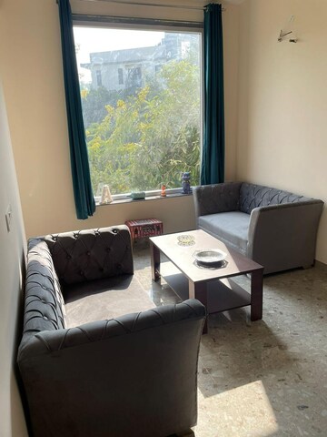 Master Bedroom in 1 BHK Builder Floor at Sector 52 – for Rent