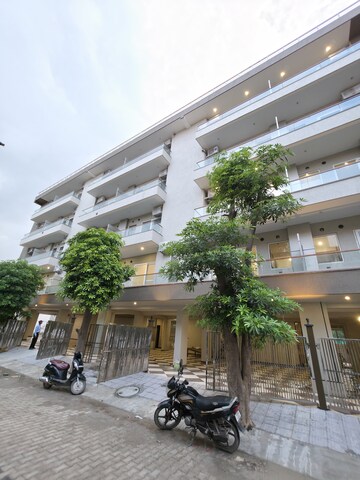 1 BHK Builder Floor – Exterior View View at Sector 52 - for Rent