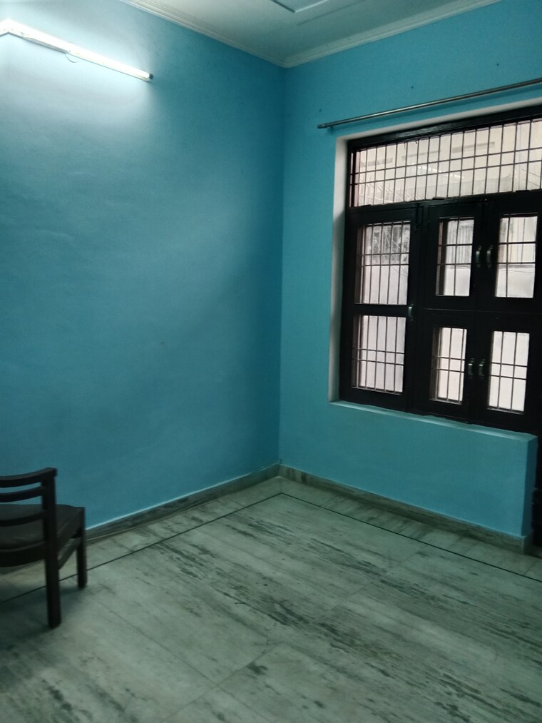 Room, sector 18 2 Bedroom 1402 Sq.Ft. Independent House In Sector 18 Panipat 9390630