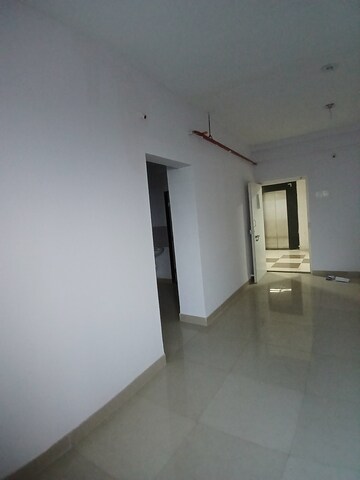 Furnished Amenities in 1 BHK Apartment at Vastukala Niwara CHS, Goregaon West – for Rent