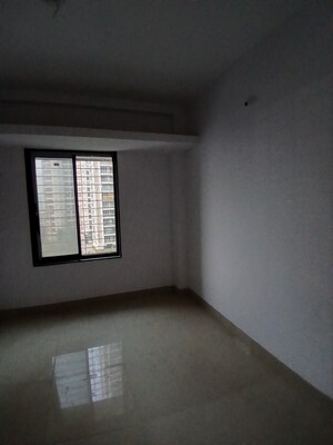 Room in 1 BHK Apartment at Vastukala Niwara CHS, Goregaon West – for Rent