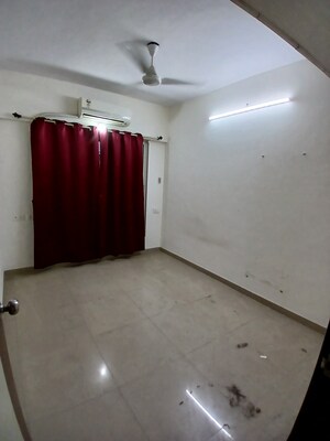 Furnished Amenities in 2 BHK Apartment at Mantri Serene, Goregaon East – for Rent