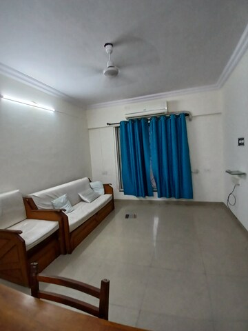 2 BHK Apartment For Rent in Mantri Serene, Goregaon East