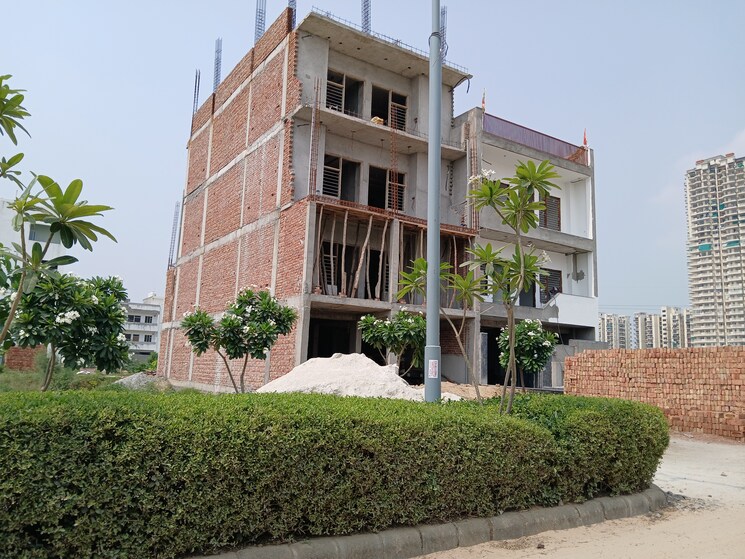 Nearby, brickklin-sillicon-valley  112 Sq.Yd. Plot In Sector 70 Faridabad 9390649