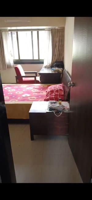 Bedroom in 2 BHK Apartment at Hind Mansion Apartments, Mahim West – for Rent