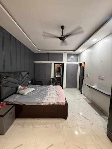 Bedroom in 2.5 BHK Apartment at Navbharat Apartments, Paschim Vihar – for Rent