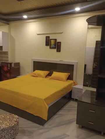 Bedroom in Studio Builder Floor at Sector 40 – for Rent