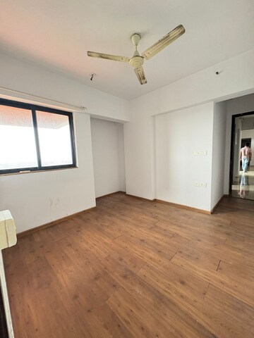 Master Bedroom in 2 BHK Apartment at Lodha Palava Downtown, Dombivli East – for Sale