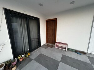 Bedroom in 1 BHK Builder Floor at Sector 45 – for Rent