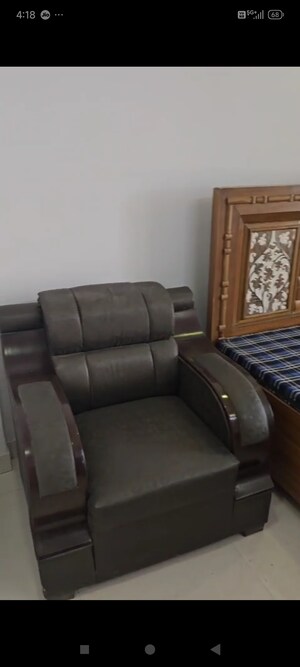 Living Room in 2 BHK Builder Floor at Sector 104 – for Rent