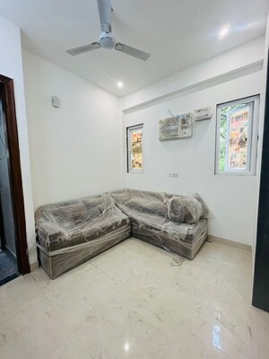 1 BHK Builder Floor For Rent in Sector 40