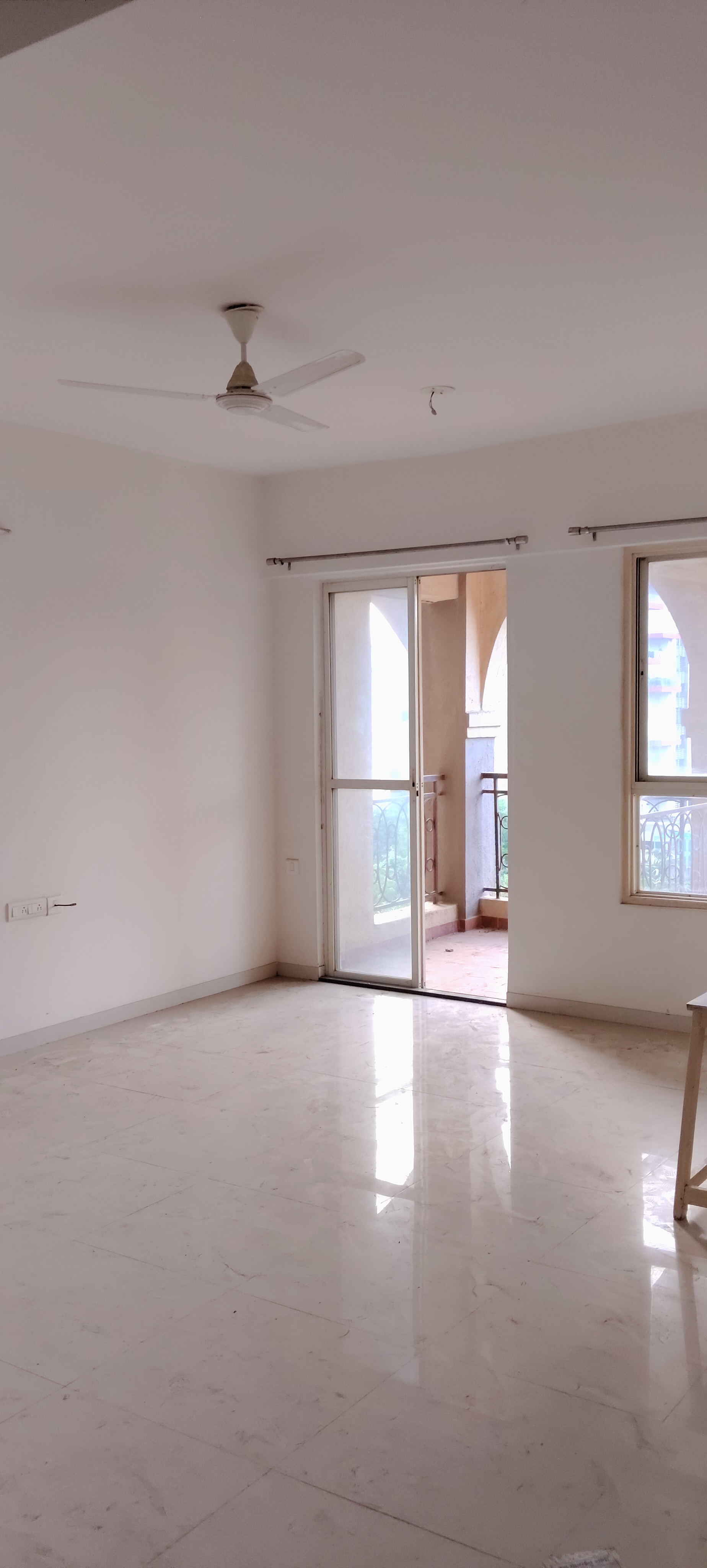 2 BHK Apartment For Sale in Godrej Horizon