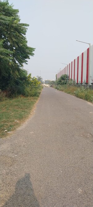 Plot Area in 1.5 BHK Apartment at Sector 10 Greater Noida – for Sale