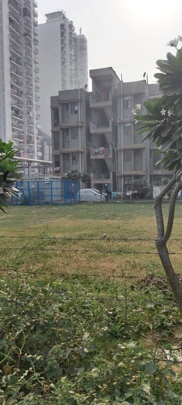 1.5 BHK Apartment – Exterior View View at Sector 10 Greater Noida - for Sale