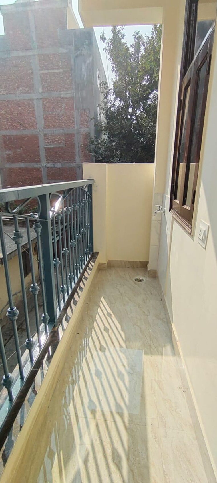 Balcony, vasant kunj 3 Bedroom 1300 Sq.Ft. Apartment In Vasant Kunj Delhi 9390703