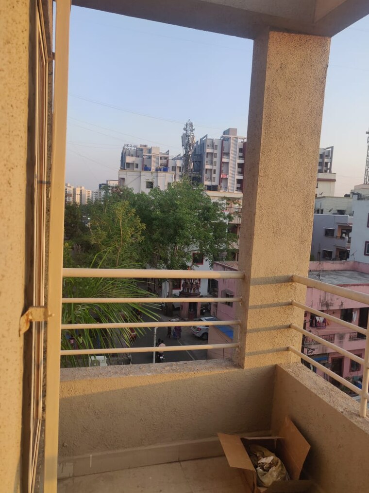 Balcony, kharadi 1 Bedroom 620 Sq.Ft. Apartment In Kharadi Pune 9390701
