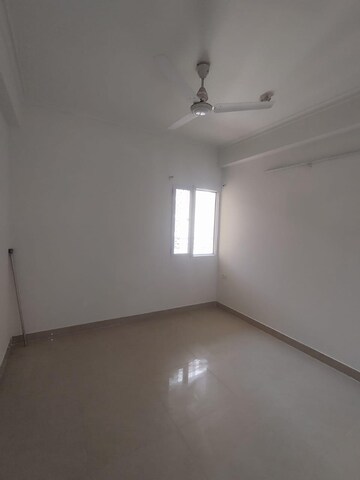 Room in 2 BHK Apartment at Omkar Royal Nest, Tech Zone 4 Greater Noida – for Rent