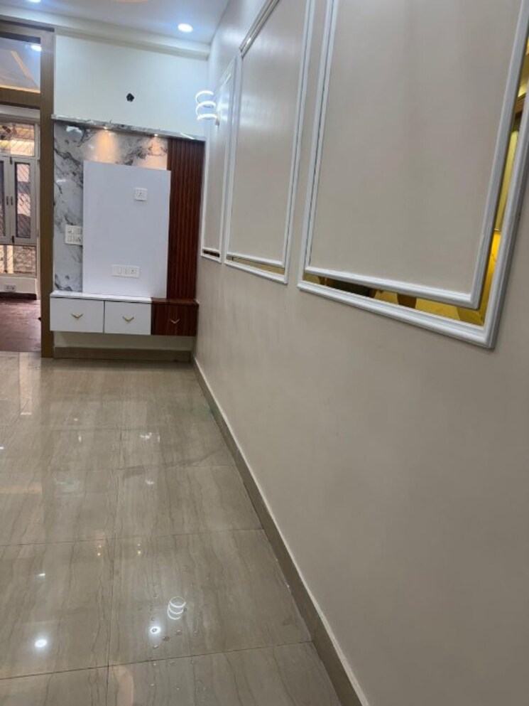 Other, shakti khand 2 2 Bedroom 950 Sq.Ft. Builder Floor In Shakti Khand 2 Ghaziabad 9390732