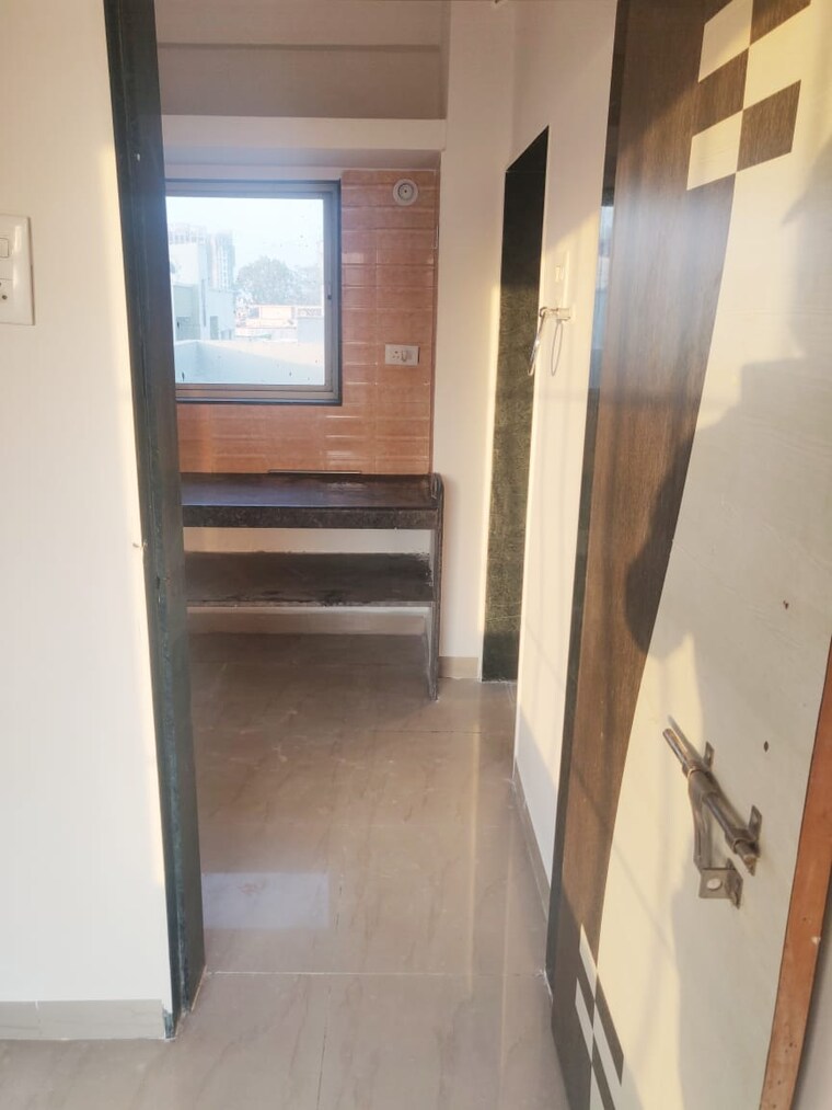 Balcony, kharadi 1 Bedroom 620 Sq.Ft. Apartment In Kharadi Pune 9390743