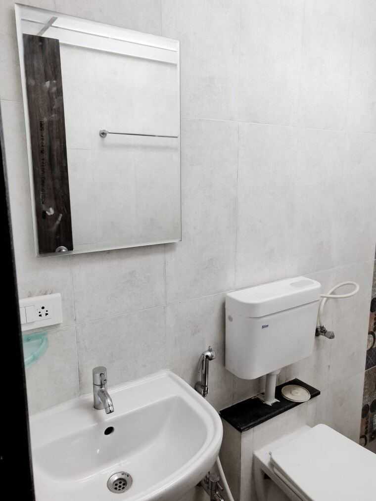 Bathroom, vandana-residency-kharadi 3 Bedroom 1087 Sq.Ft. Apartment In Kharadi Pune 9390870
