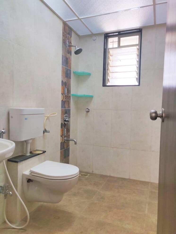 Bathroom, vandana-residency-kharadi 3 Bedroom 1087 Sq.Ft. Apartment In Kharadi Pune 9390870