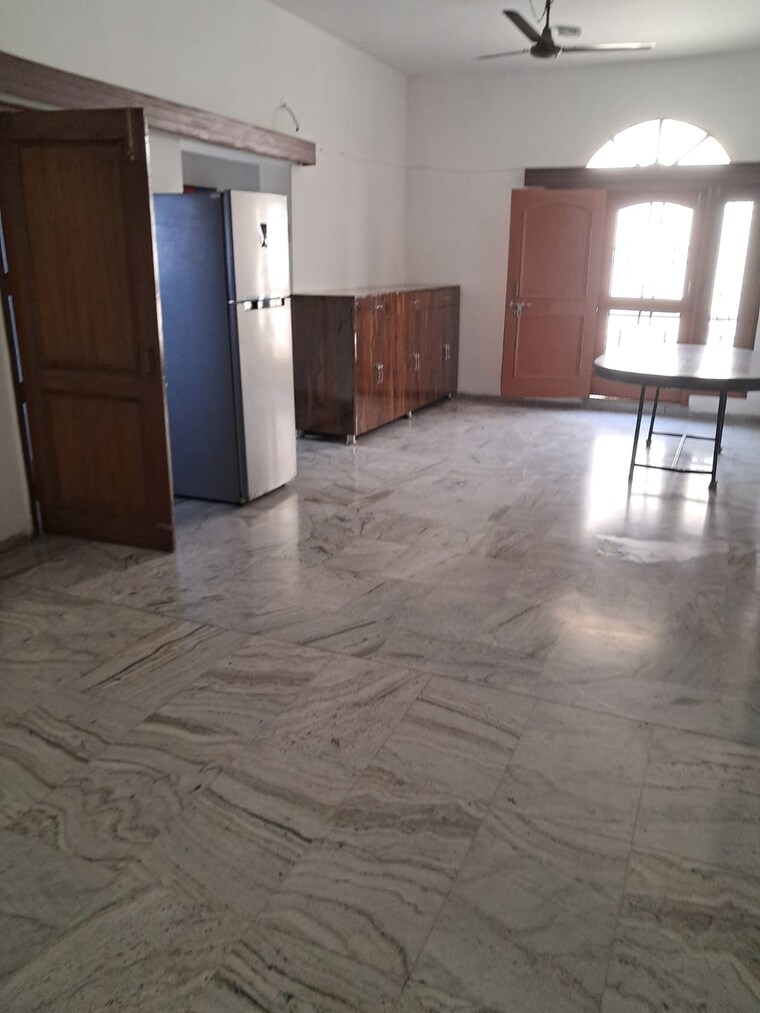 Room, sector 12 panchkula 1 Bedroom 700 Sq.Ft. Independent House In Sector 12 Panchkula Panchkula 9390874