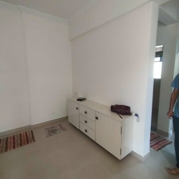 Room in 1 BHK Apartment at Puranik City Phase III, Koliwada – for Rent
