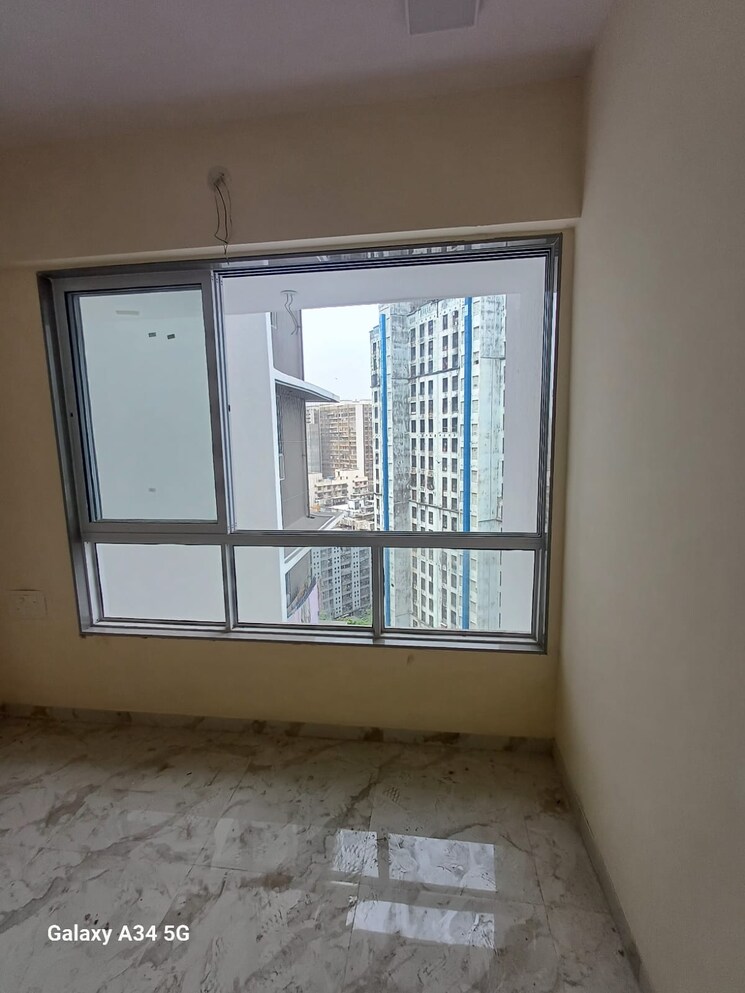 Room, dotom-isle 1 Bedroom 413 Sq.Ft. Apartment In Malad West Mumbai 9390939