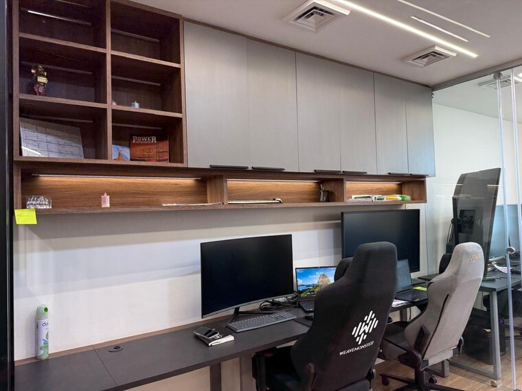 Team Area, sushma-infinium Commercial Office Space 700 Sq.Ft. In Ghazipur Zirakpur 9390934