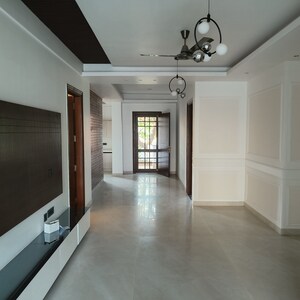 Living Room in 3 BHK Builder Floor at Hong Kong Bazaar, Sector 57 – for Rent