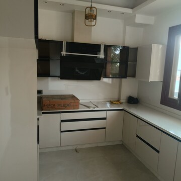 Kitchen in 3 BHK Builder Floor at Hong Kong Bazaar, Sector 57 – for Rent