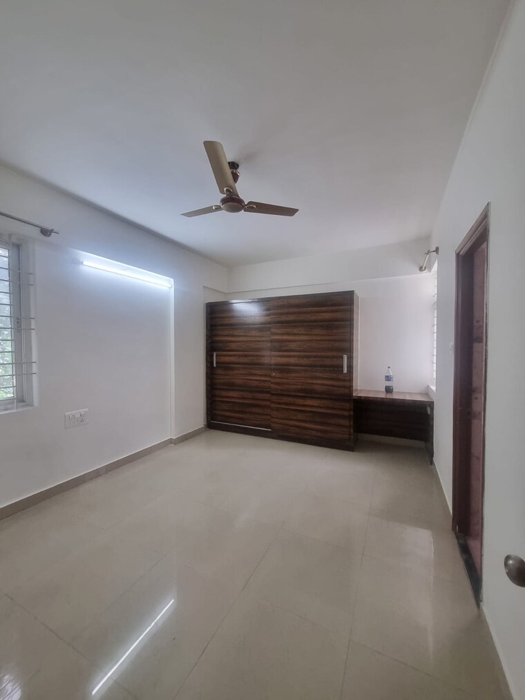 Room, rajpur 2 Bedroom 85 Sq.Yd. Builder Floor In Rajpur Delhi 9390961