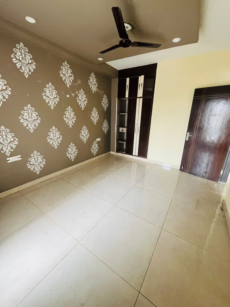 Kitchen, sector 46 3 Bedroom 1750 Sq.Ft. Builder Floor In Sector 46 Gurgaon 9391002