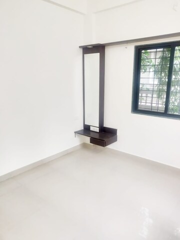 Room in 1 BHK Apartment at Kharadi – for Rent