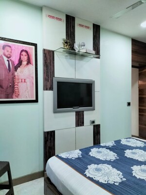 Bedroom in 2 BHK Apartment at Malad East – for Sale