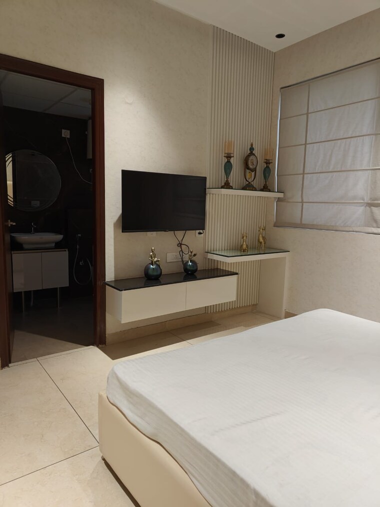 Room, maya-green-lotus-utsav 3 Bedroom 2525 Sq.Ft. Apartment In International Airport Road Zirakpur 9390988