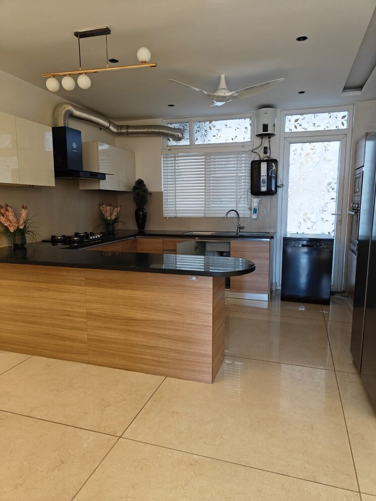 Kitchen, maya-green-lotus-utsav 3 Bedroom 2525 Sq.Ft. Apartment In International Airport Road Zirakpur 9390988