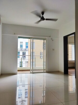 Room in 1 BHK Apartment at Kolte Patil Downtown Xenia, Kharadi – for Rent