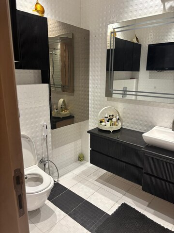 Bathroom in 2 BHK Apartment at Supertech Cape Town, Sector 74 – for Rent