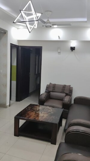 2.5 BHK Apartment For Rent in Supertech Cape Town, Sector 74