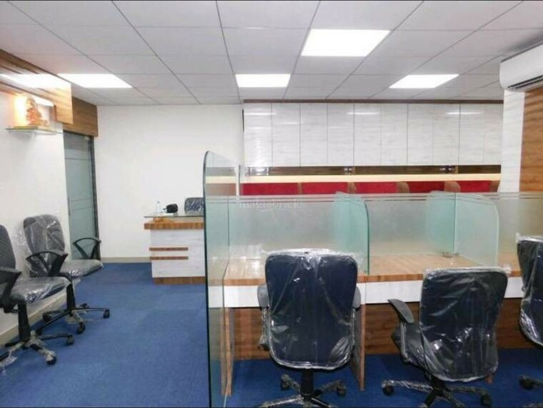 Team Area, real-tech-park Commercial Office Space 3500 Sq.Ft. In Vashi Sector 30a Navi Mumbai 9391126
