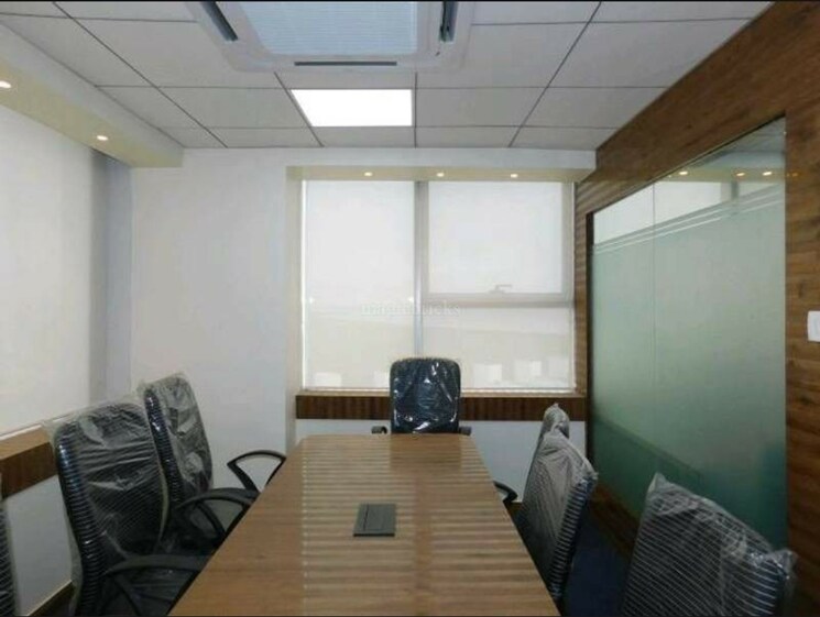 Team Area, real-tech-park Commercial Office Space 3500 Sq.Ft. In Vashi Sector 30a Navi Mumbai 9391126