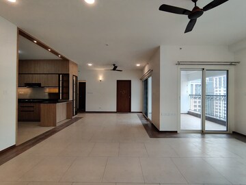 Room in 4 BHK Apartment at Sobha Windsor, Whitefield – for Rent