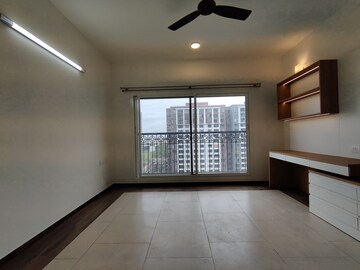 Room in 4 BHK Apartment at Sobha Windsor, Whitefield – for Rent