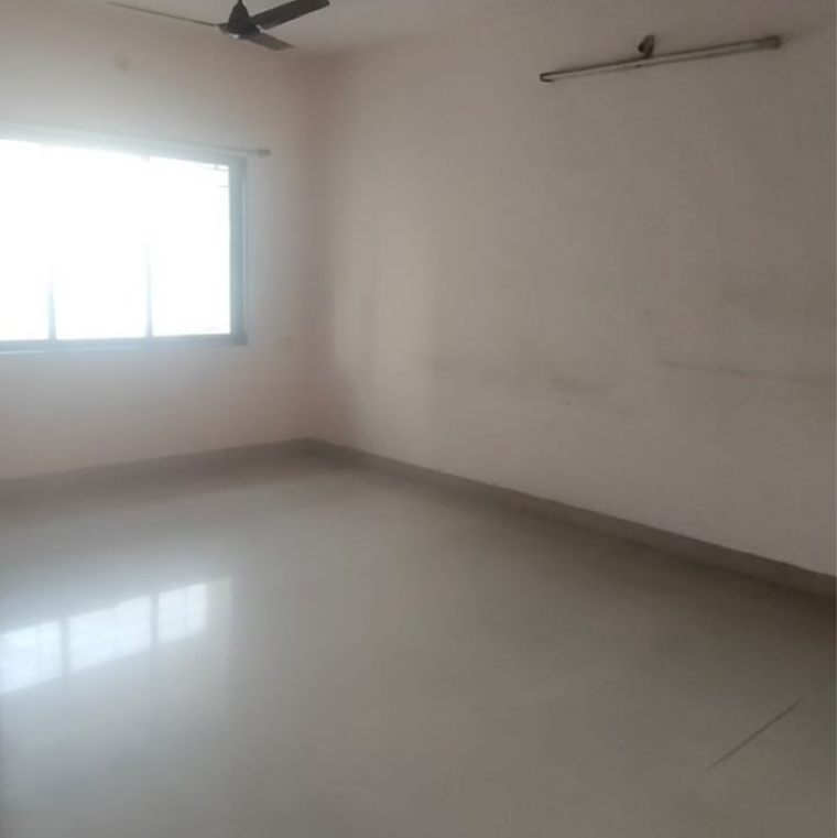 Room, haware-estate 2 Bedroom 700 Sq.Ft. Apartment In Bhayandarpada Thane 9391190
