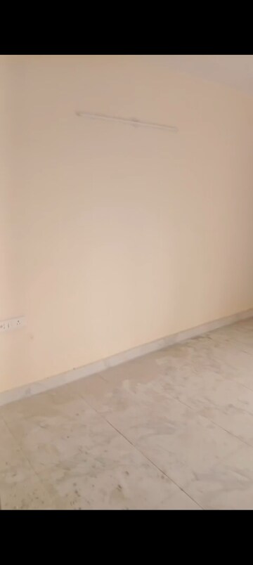 Room in 3 BHK Apartment at SG Shikhar Height, Siddharth Vihar – for Rent