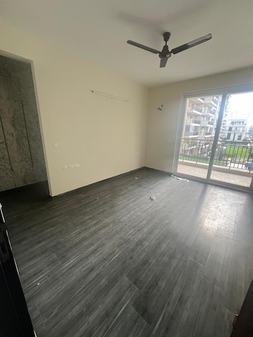 Room in 3 BHK Apartment at Aura Gazania, Nabha – for Rent