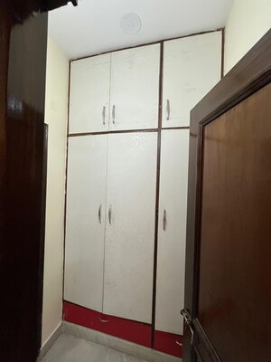 Building Lobby in 2 BHK Builder Floor at Sector 46 – for Rent