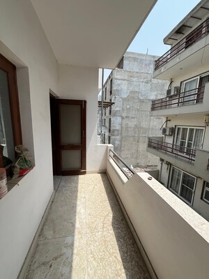 Balcony in 2 BHK Builder Floor at Sector 46 – for Rent